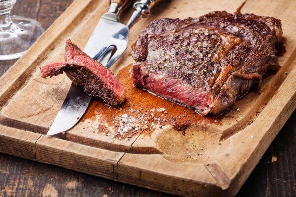 Cutting Board 101: What Is The Best Cutting Board For Meat? – Dalstrong